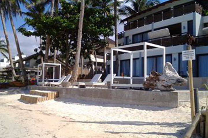 Hotel 12 of 34