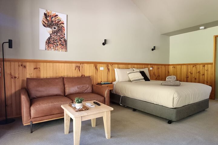 Room 9 of 31
