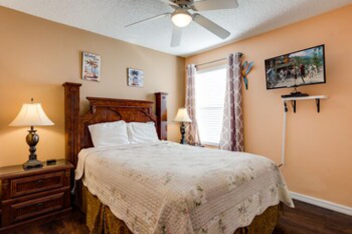 Room 182 of 272