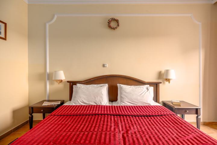 Room 35 of 117