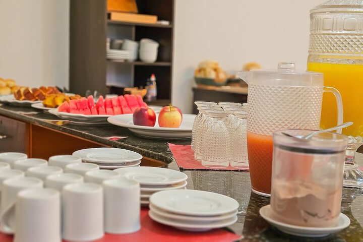 Breakfast/Coffee Service 26 of 30