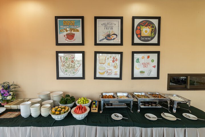 Breakfast/Coffee Service 13 of 21