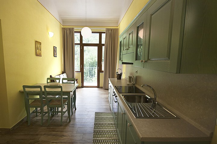 Room 45 of 125