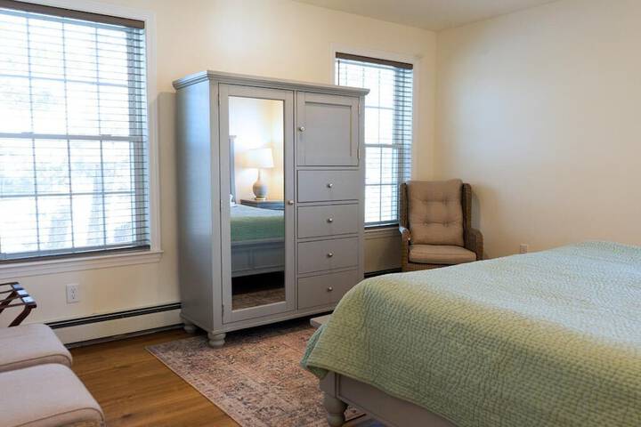 Room 40 of 129