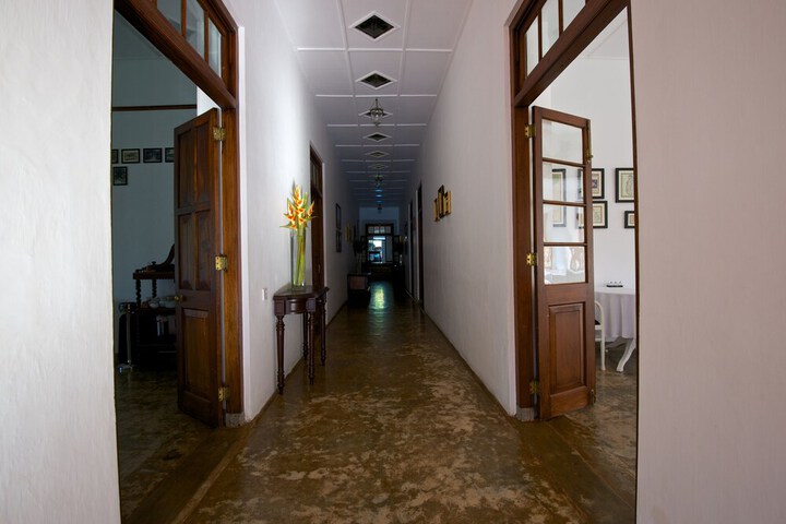 Room 17 of 80