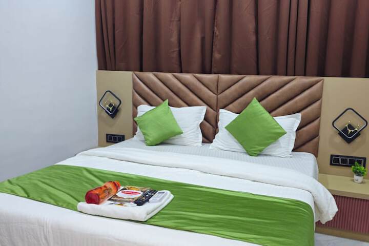 Room 20 of 33
