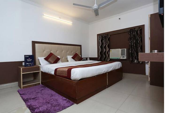 Vishal Hotel by Comfort Rooms