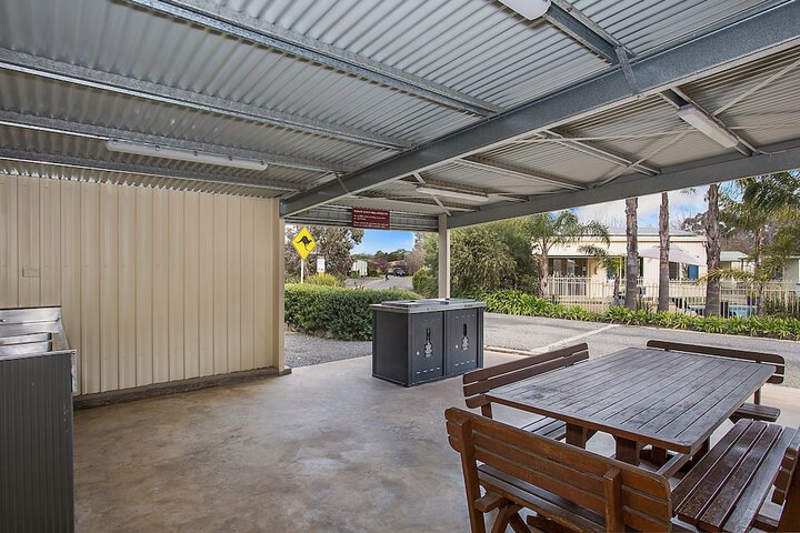 Terrace/Patio 86 of 406