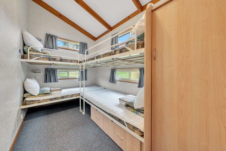 Room 11 of 50