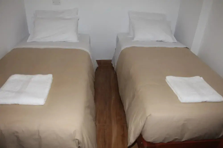 Room 14 of 14