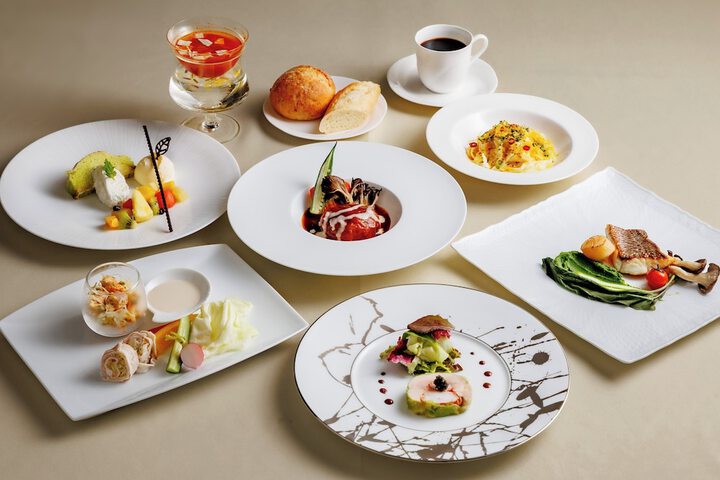 Dining 68 of 162