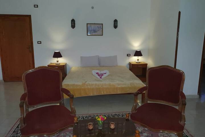 Room 63 of 164
