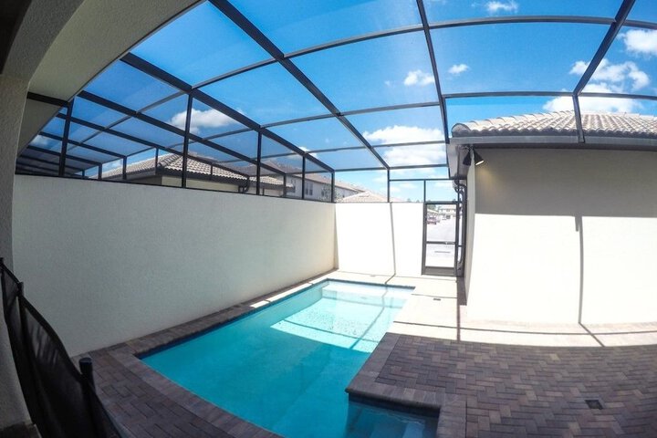 Pool 35 of 65