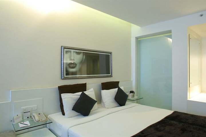 Room 3 of 47