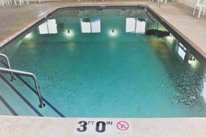 Pool 49 of 76