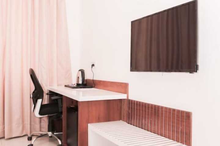 Room 17 of 30