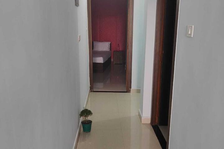 Room 16 of 38