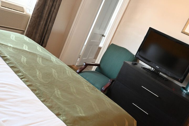 Room 29 of 124