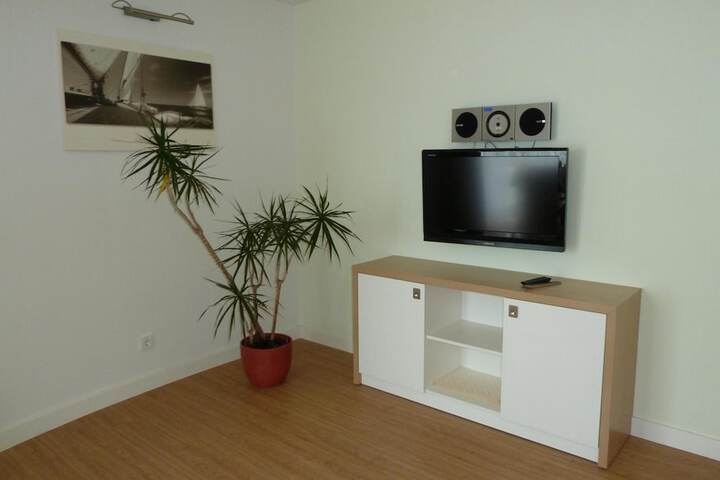Room 16 of 49