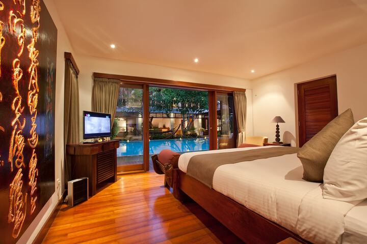 Room 6 of 45
