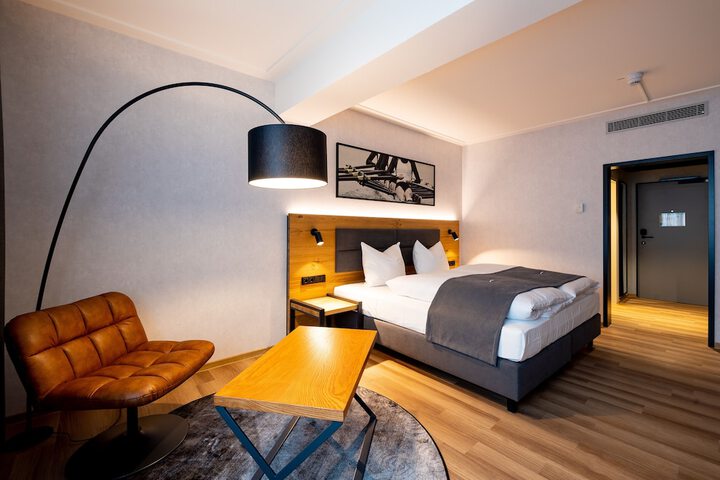 Room 27 of 58