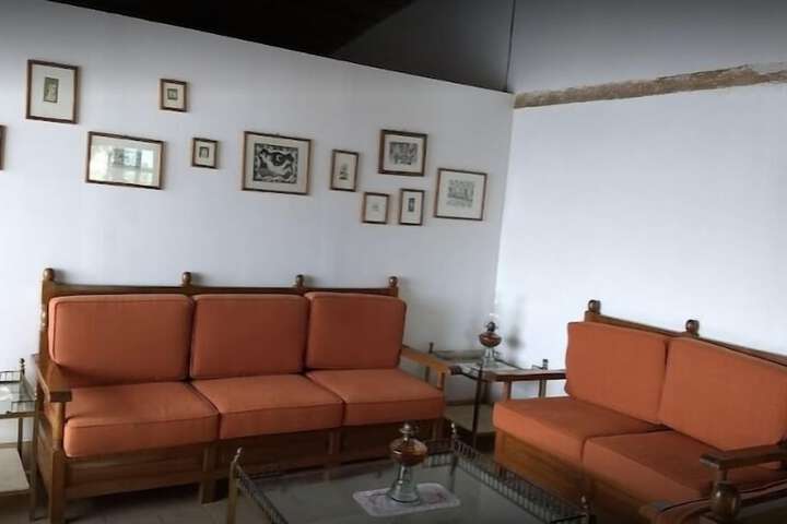 Room 3 of 6