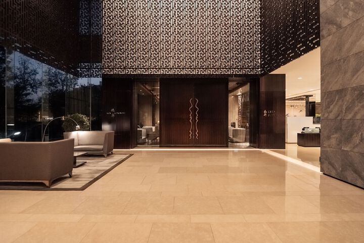 Lobby Entry