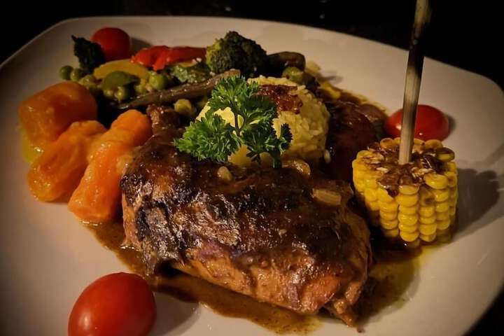 Dining 20 of 50