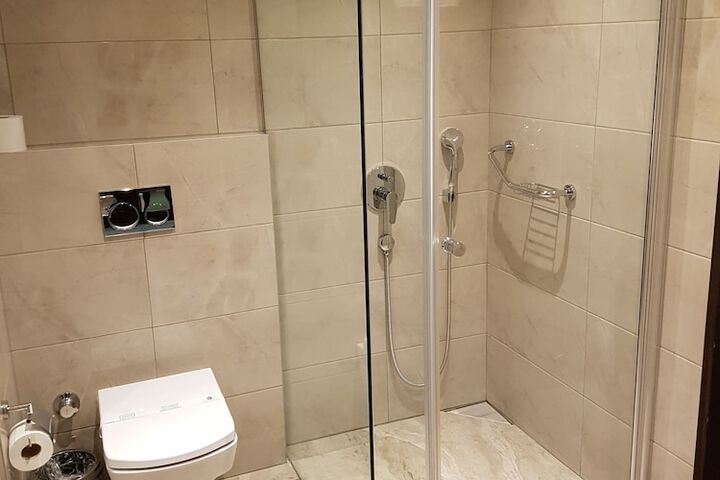 Clean Restrooms