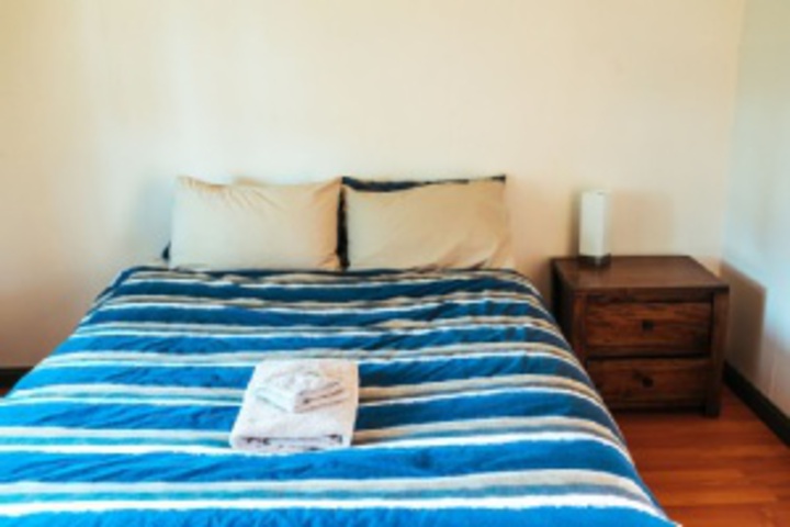 Room 295 of 372