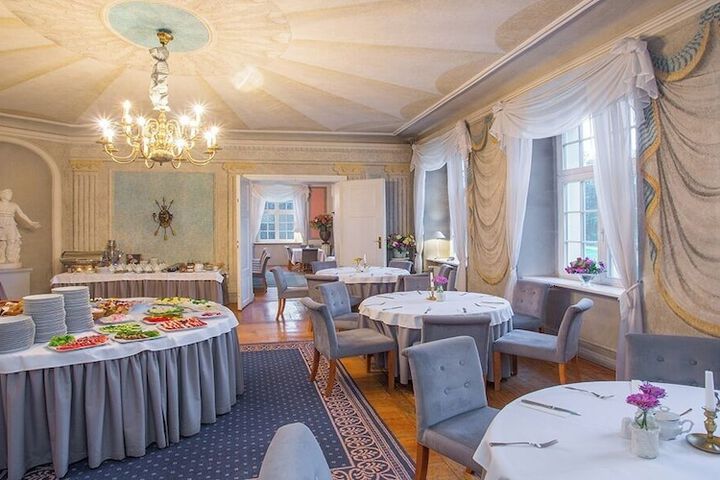 Breakfast/Coffee Service 31 of 57