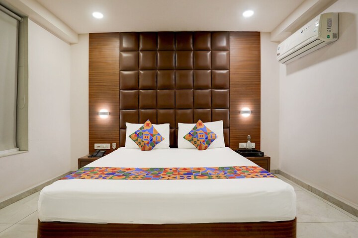 Room 16 of 33