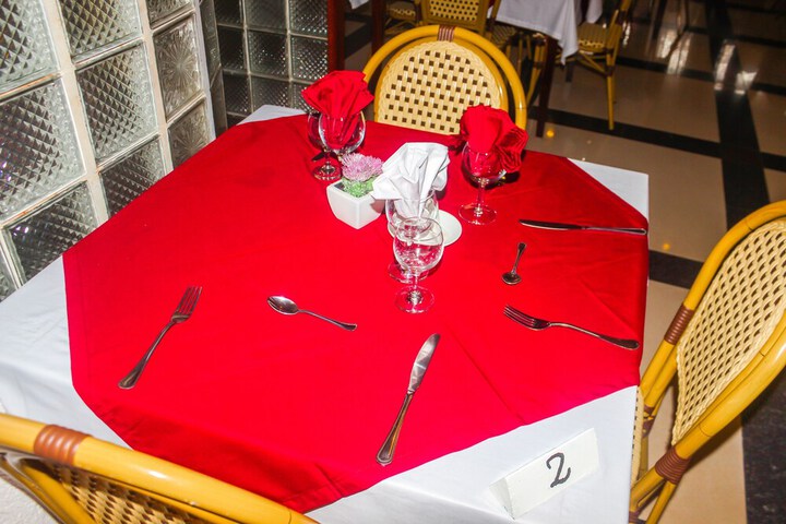 Dining 43 of 62