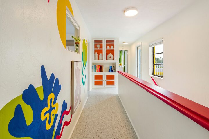 Hotel Interior 116 of 142