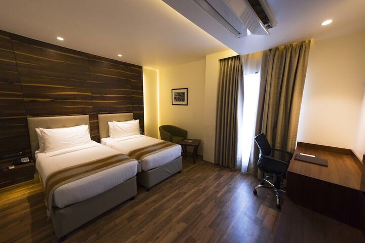 Room 19 of 49