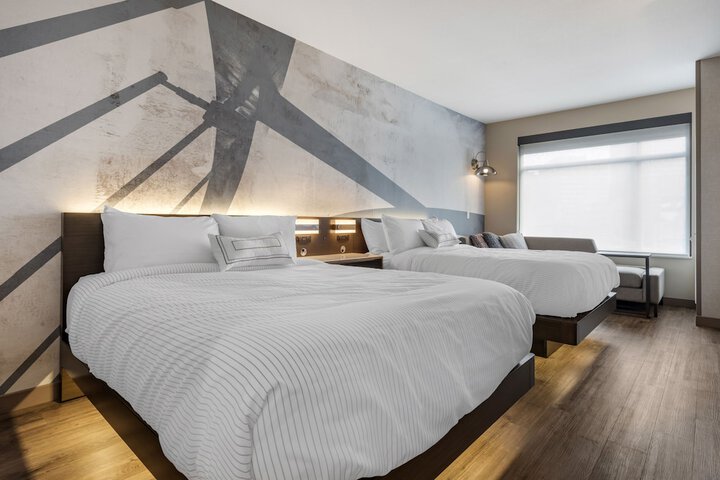 2 Queen Beds (4 of 11)