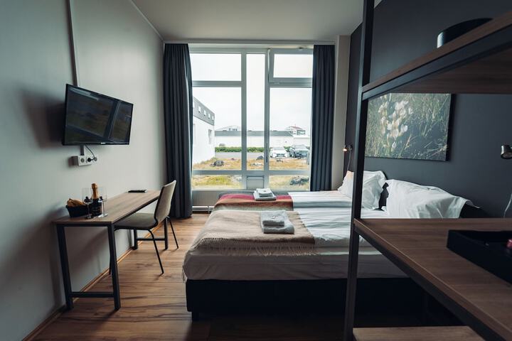 Room 28 of 123