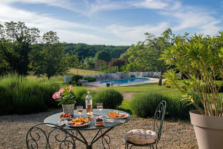Terrace/Patio 19 of 70