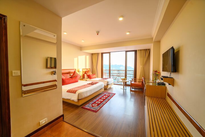 Room 9 of 70