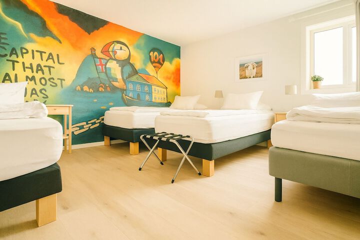 Room 2 of 36