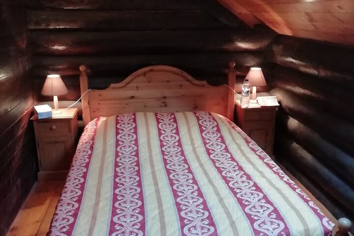 Room 6 of 28
