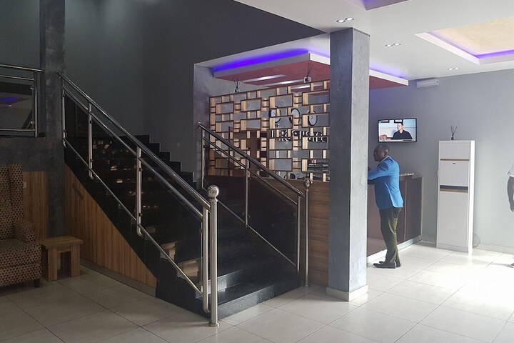 Eros Hotel and Suites Lekki