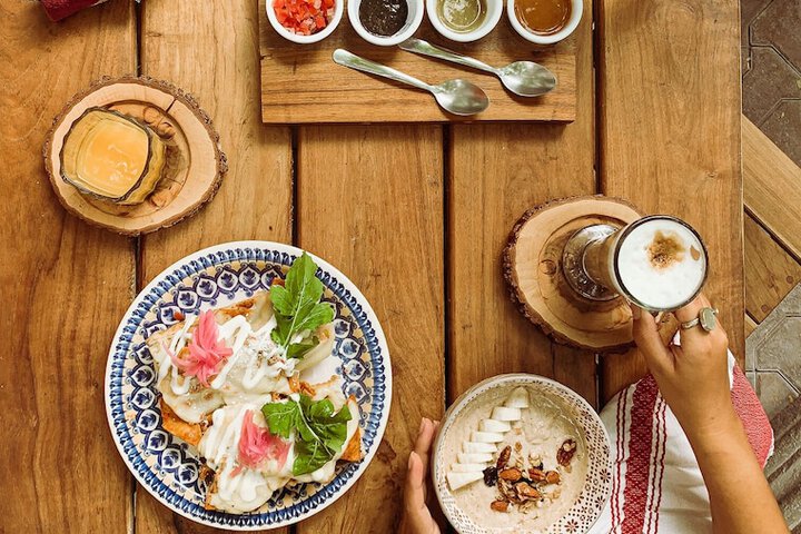 Breakfast/Coffee Service 70 of 94