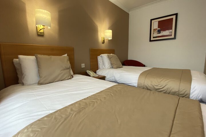 Room 10 of 52