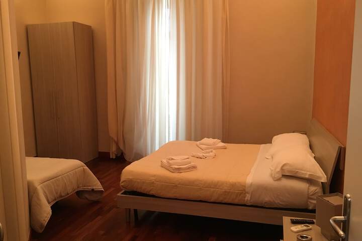 Room 7 of 20