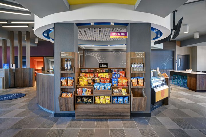 Snack bar