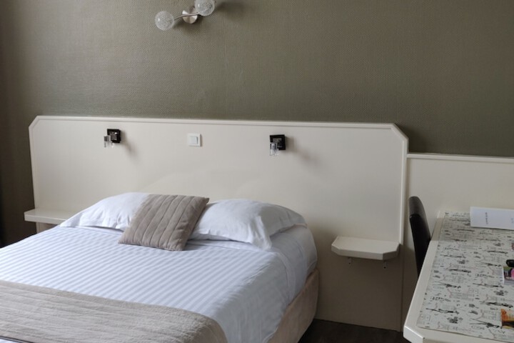 Room 3 of 50