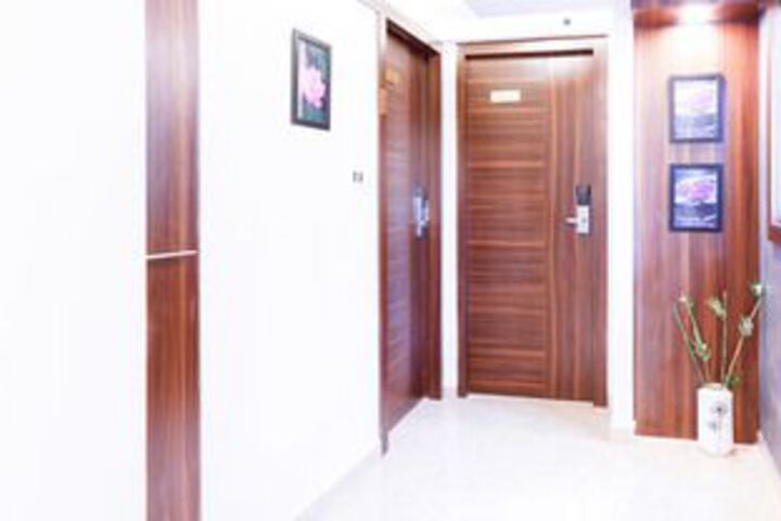 Ballroom/Hall 22 of 37