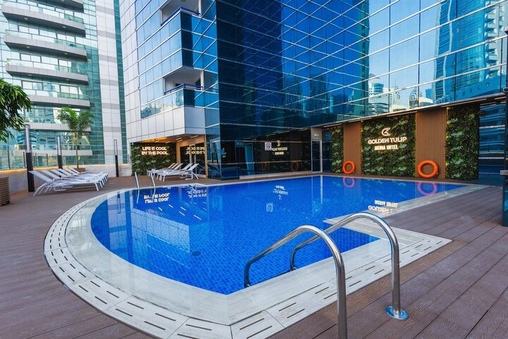 Pool 43 of 114