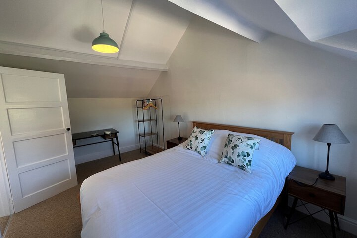 Room 12 of 60